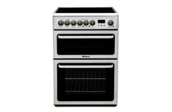 Hotpoint HAE60P Double Electric Cooker - White.
